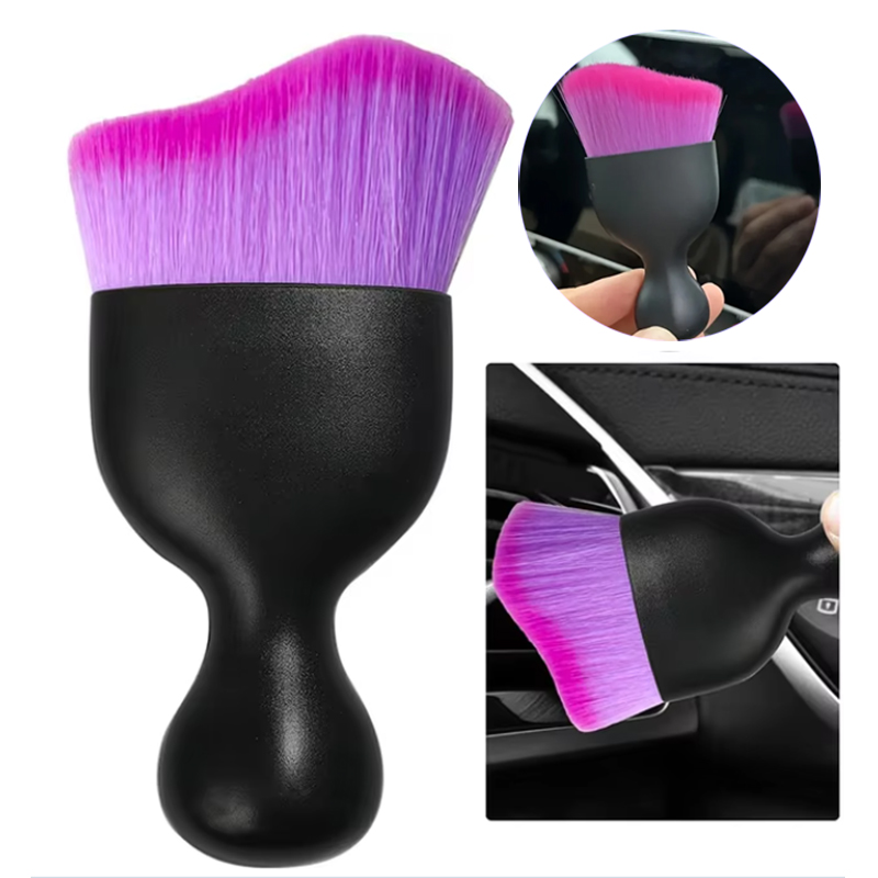 Interior Detailing Kit - Brosse de nettoyage violette pour évent